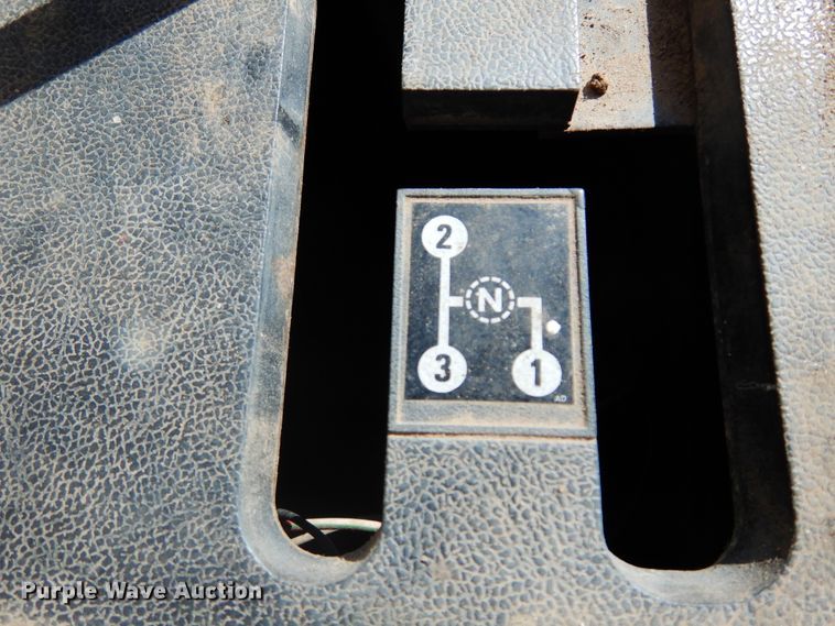 image for item DM5169 1989 Case IH 1680  RWA combine