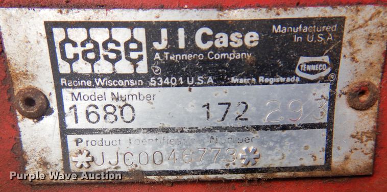 image for item DM5169 1989 Case IH 1680  RWA combine