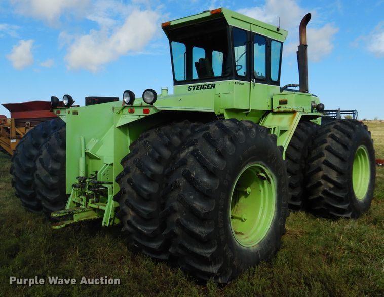image for item DM5170 1979 Steiger Panther III ST325  4WD tractor