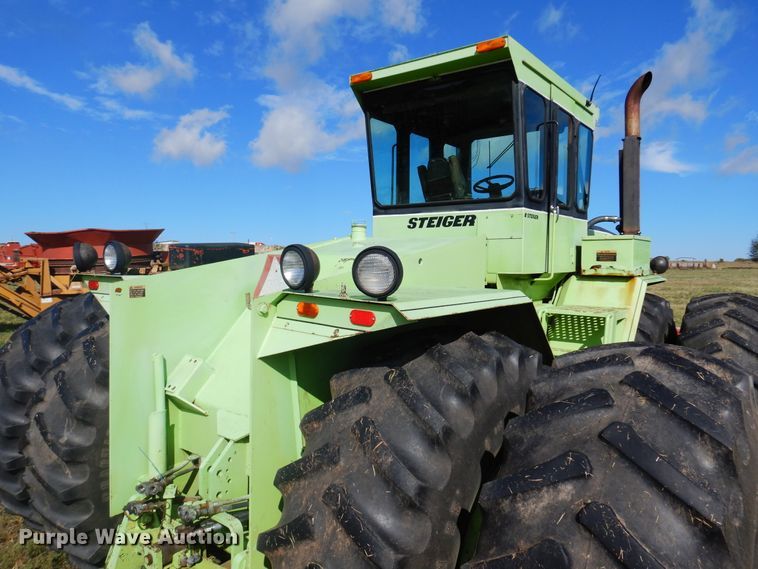 image for item DM5170 1979 Steiger Panther III ST325  4WD tractor