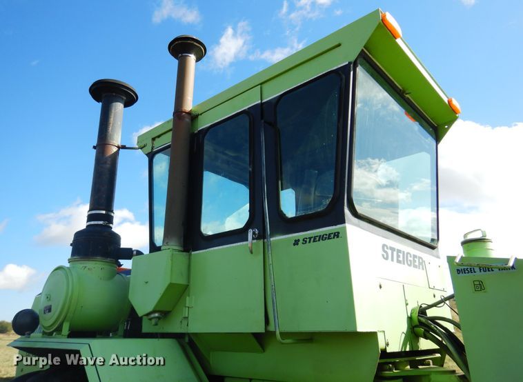 image for item DM5170 1979 Steiger Panther III ST325  4WD tractor