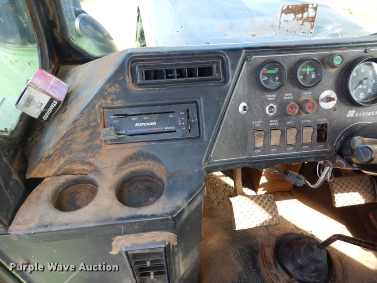 image for item DM5170 1979 Steiger Panther III ST325  4WD tractor