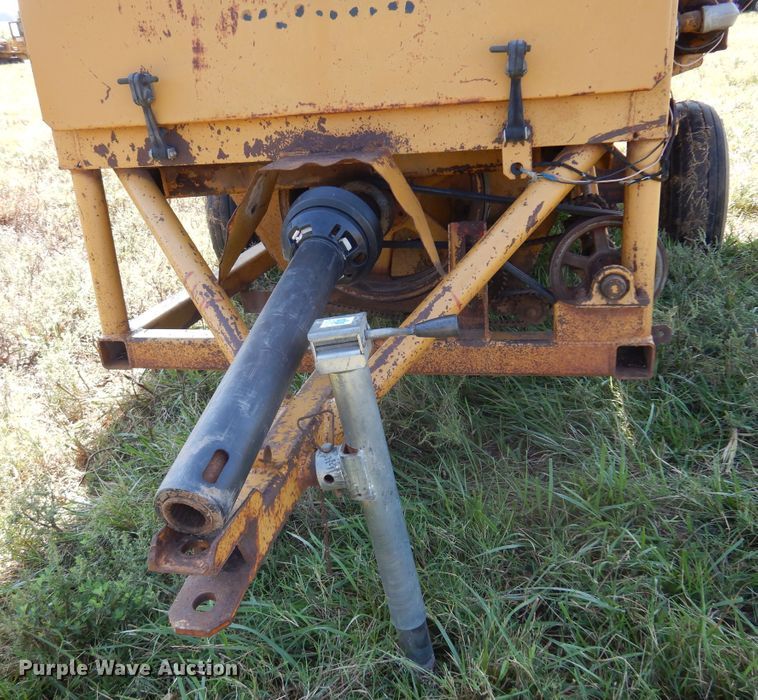 image for item DM5171 HayBuster H-1000  tub grinder