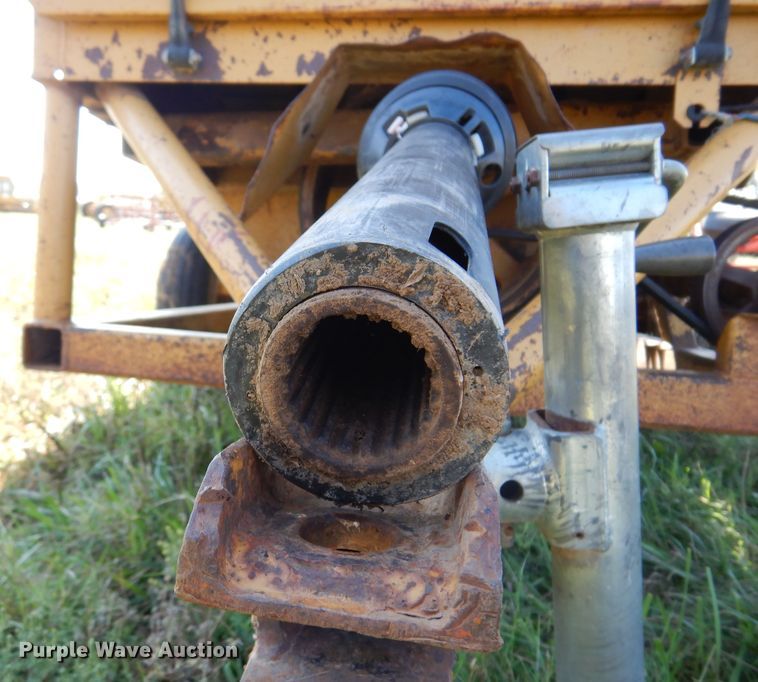 image for item DM5171 HayBuster H-1000  tub grinder