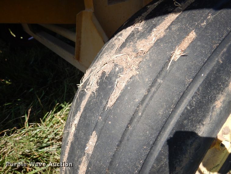 image for item DM5171 HayBuster H-1000  tub grinder