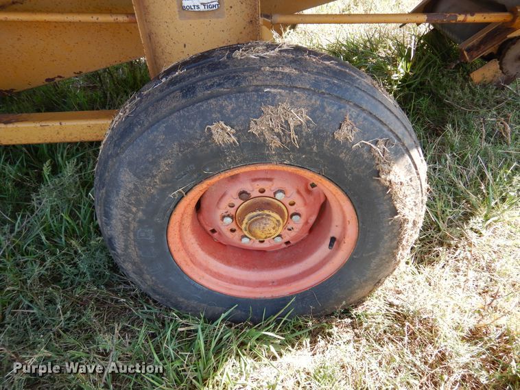 image for item DM5171 HayBuster H-1000  tub grinder