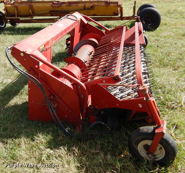 image for item DM5176 International 810-10  pickup head