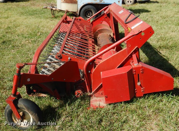 image for item DM5176 International 810-10  pickup head