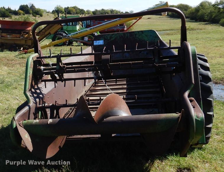 image for item DM5178 John Deere  manure spreader
