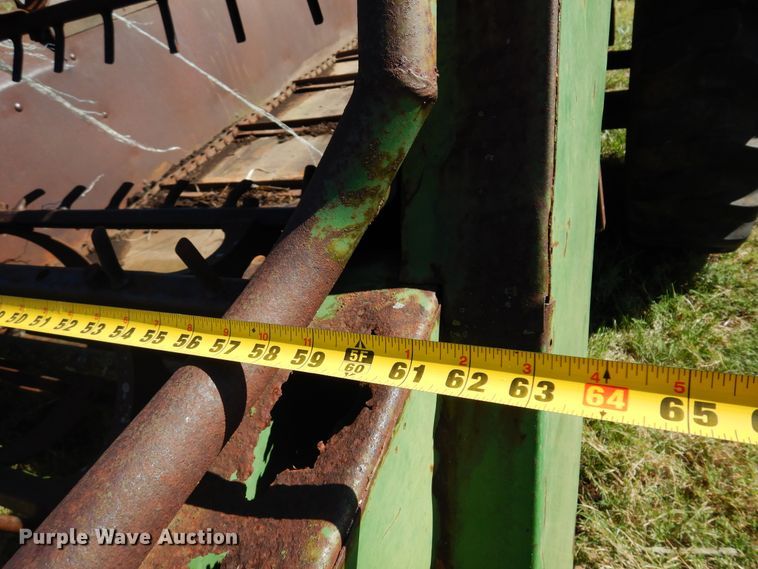 image for item DM5178 John Deere  manure spreader