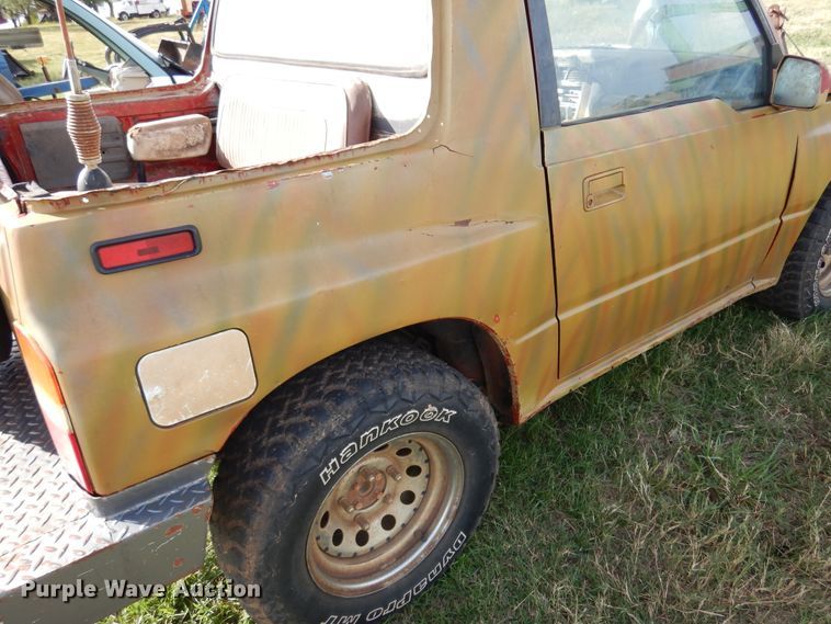 image for item DM5179 1989 Suzuki Sidekick  SUV