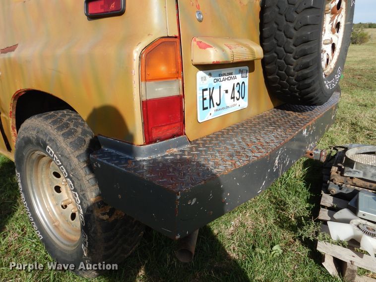 image for item DM5179 1989 Suzuki Sidekick  SUV