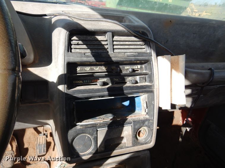 image for item DM5179 1989 Suzuki Sidekick  SUV