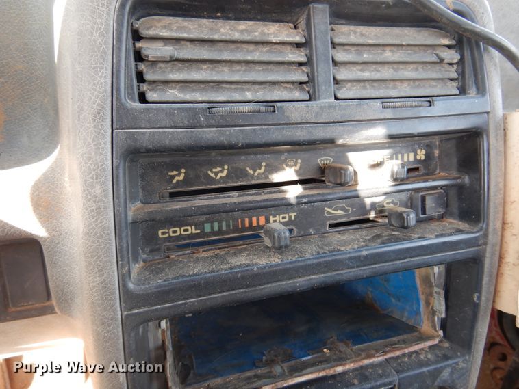 image for item DM5179 1989 Suzuki Sidekick  SUV