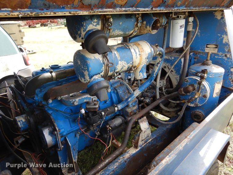 image for item DM5180 Ingersoll Rand P-100  air compressor