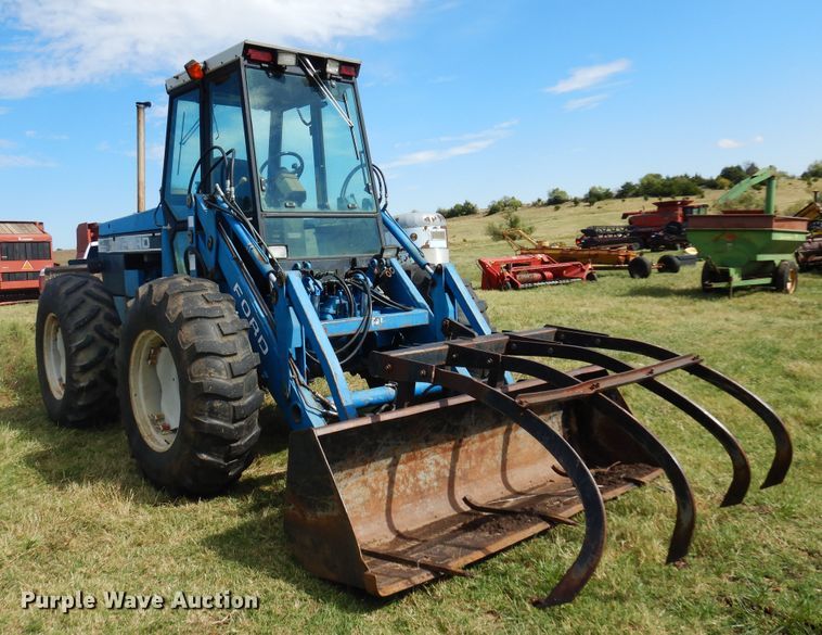 image for item DM5181 1991 Ford Versatile 9030  4WD bi-directional tractor