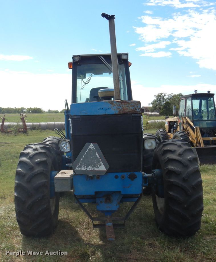 image for item DM5181 1991 Ford Versatile 9030  4WD bi-directional tractor