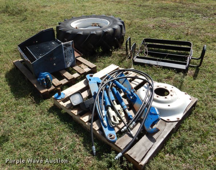 image for item DM5181 1991 Ford Versatile 9030  4WD bi-directional tractor