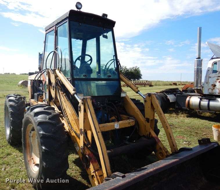 image for item DM5182 Versatile 9030  4WD bi-directional tractor