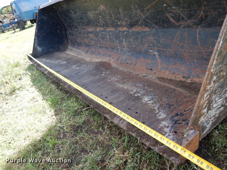 image for item DM5182 Versatile 9030  4WD bi-directional tractor