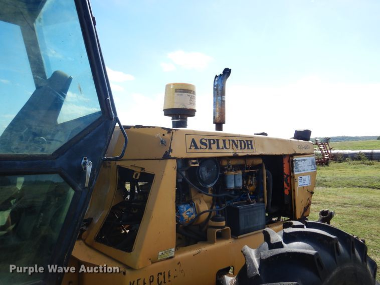 image for item DM5182 Versatile 9030  4WD bi-directional tractor