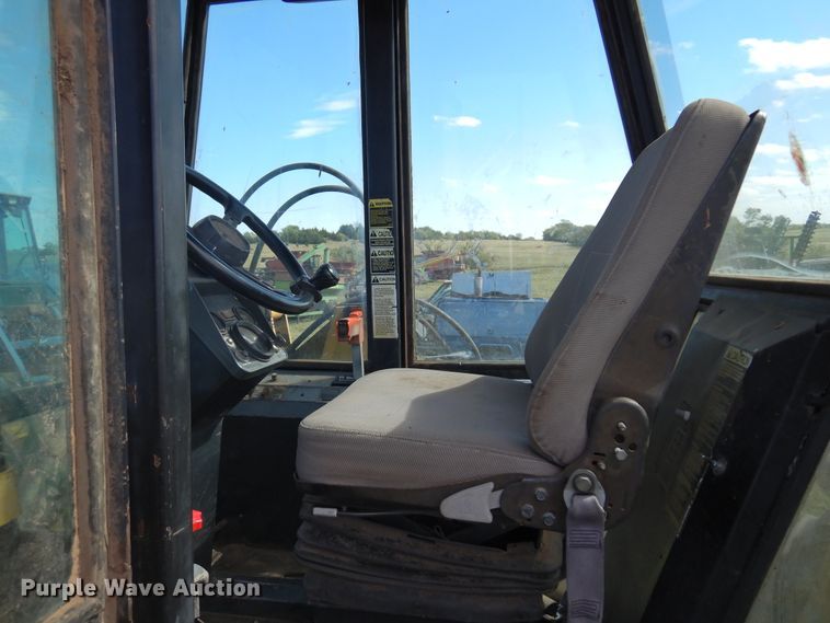 image for item DM5182 Versatile 9030  4WD bi-directional tractor