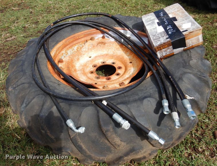 image for item DM5182 Versatile 9030  4WD bi-directional tractor