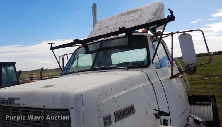 image for item DM5183 1982 GMC Brigadier  semi truck