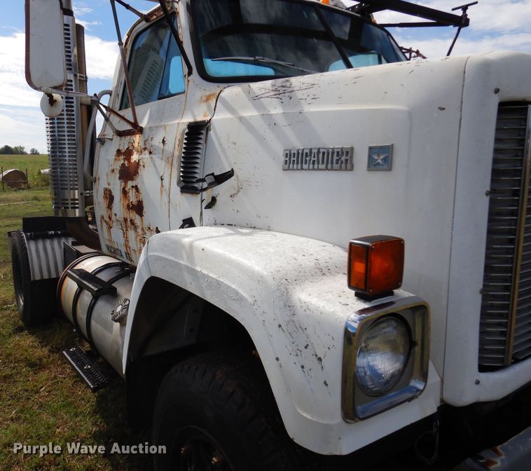 image for item DM5183 1982 GMC Brigadier  semi truck