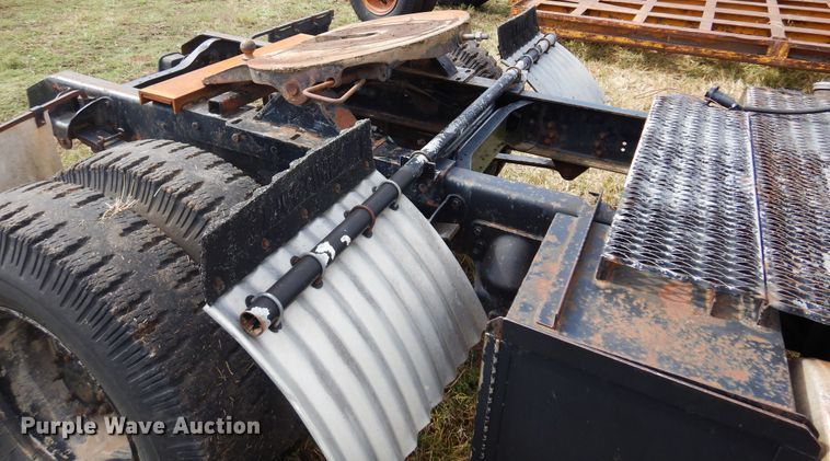 image for item DM5183 1982 GMC Brigadier  semi truck