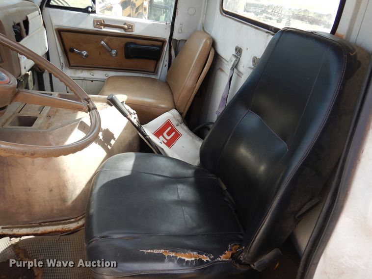 image for item DM5183 1982 GMC Brigadier  semi truck