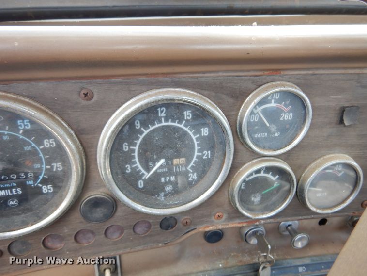 image for item DM5183 1982 GMC Brigadier  semi truck