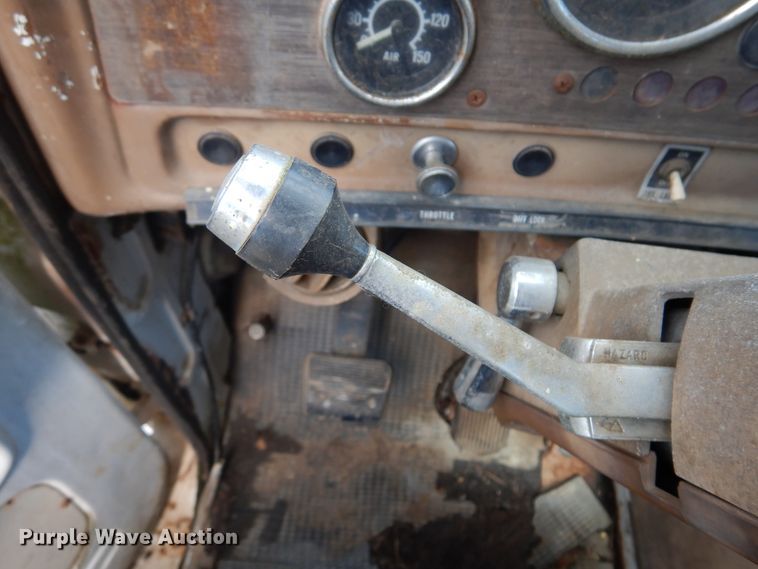 image for item DM5183 1982 GMC Brigadier  semi truck