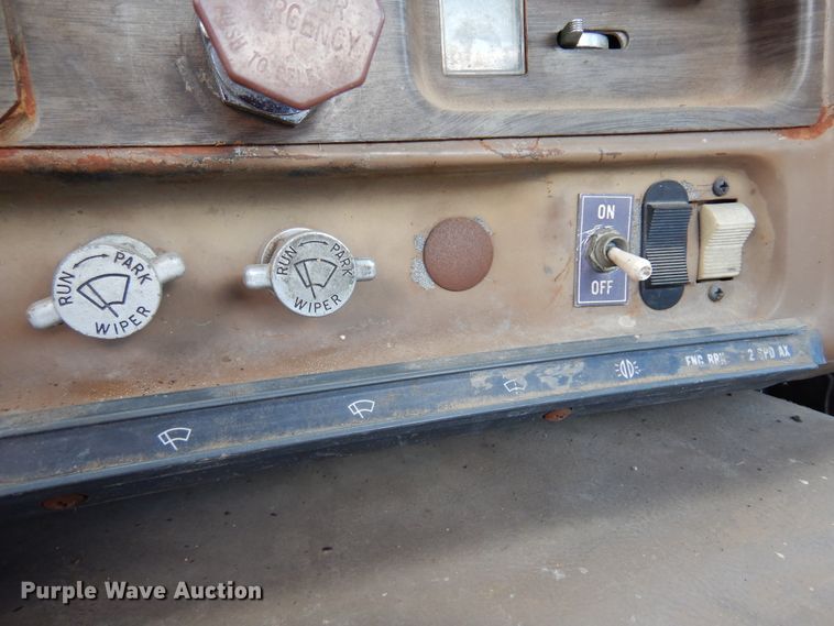 image for item DM5183 1982 GMC Brigadier  semi truck