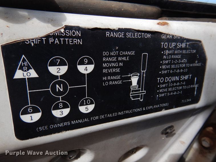 image for item DM5183 1982 GMC Brigadier  semi truck