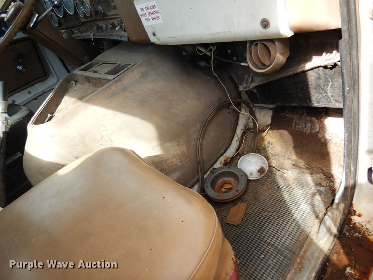 image for item DM5183 1982 GMC Brigadier  semi truck