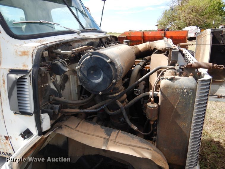 image for item DM5183 1982 GMC Brigadier  semi truck