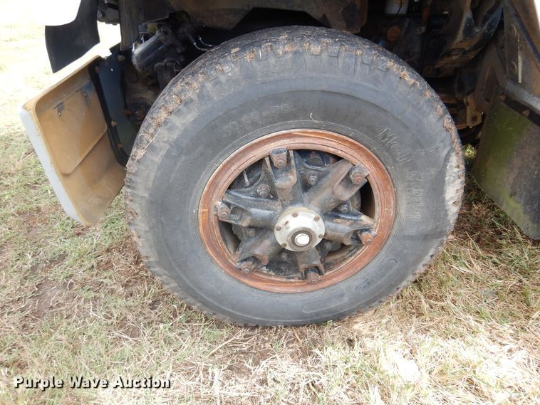 image for item DM5183 1982 GMC Brigadier  semi truck