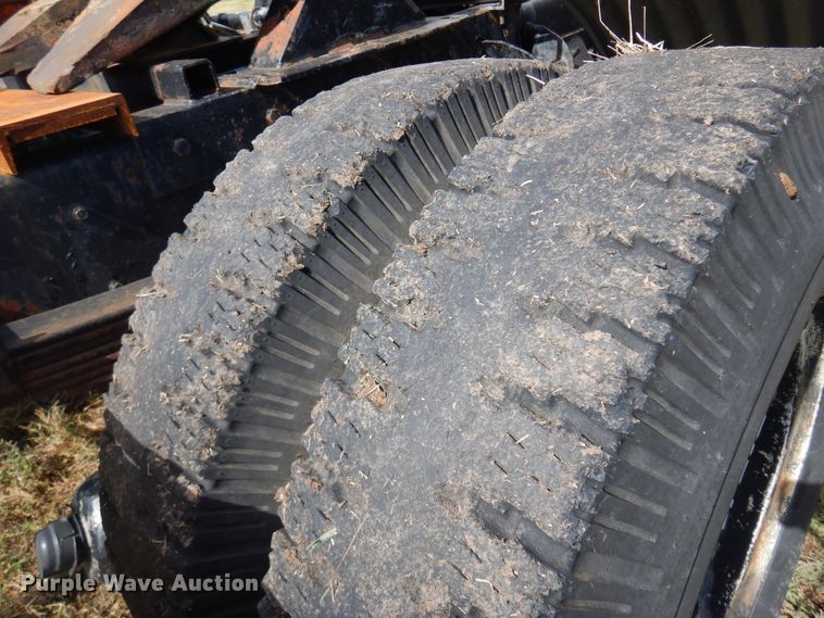 image for item DM5183 1982 GMC Brigadier  semi truck