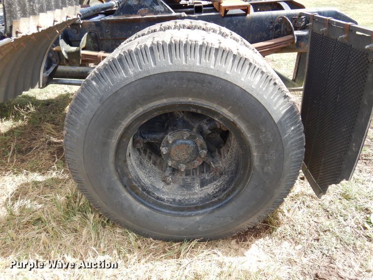 image for item DM5183 1982 GMC Brigadier  semi truck