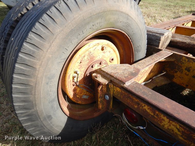 image for item DM5184 1946 Martin Carryhaul 115  implement trailer