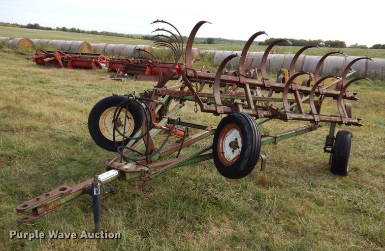 image for item DM5186 John Deere E0100  chisel