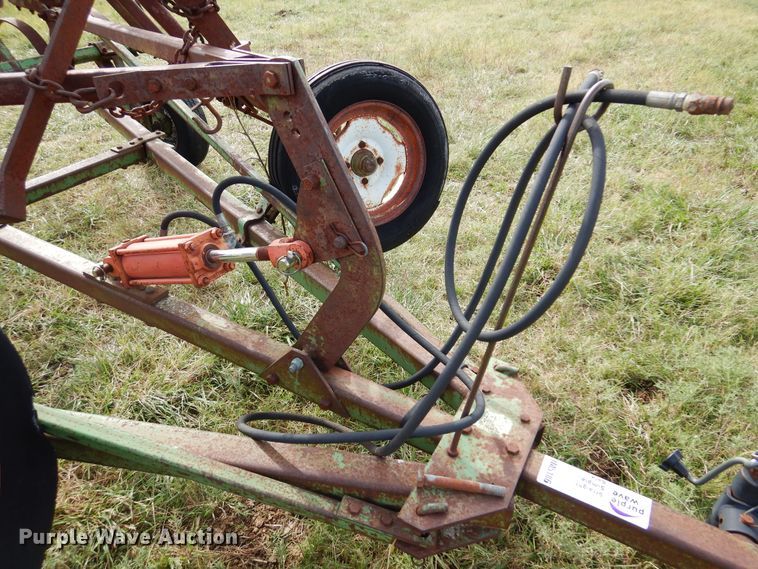 image for item DM5186 John Deere E0100  chisel