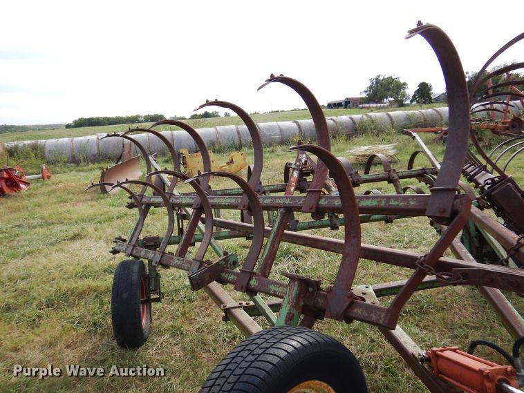 image for item DM5186 John Deere E0100  chisel