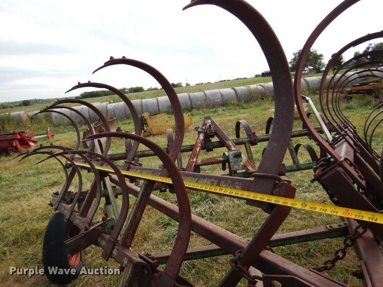 image for item DM5186 John Deere E0100  chisel