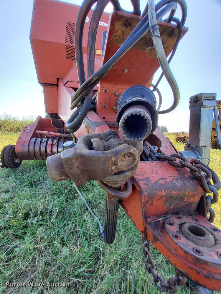 image for item DM5192 1988 Hesston 4900  large square baler