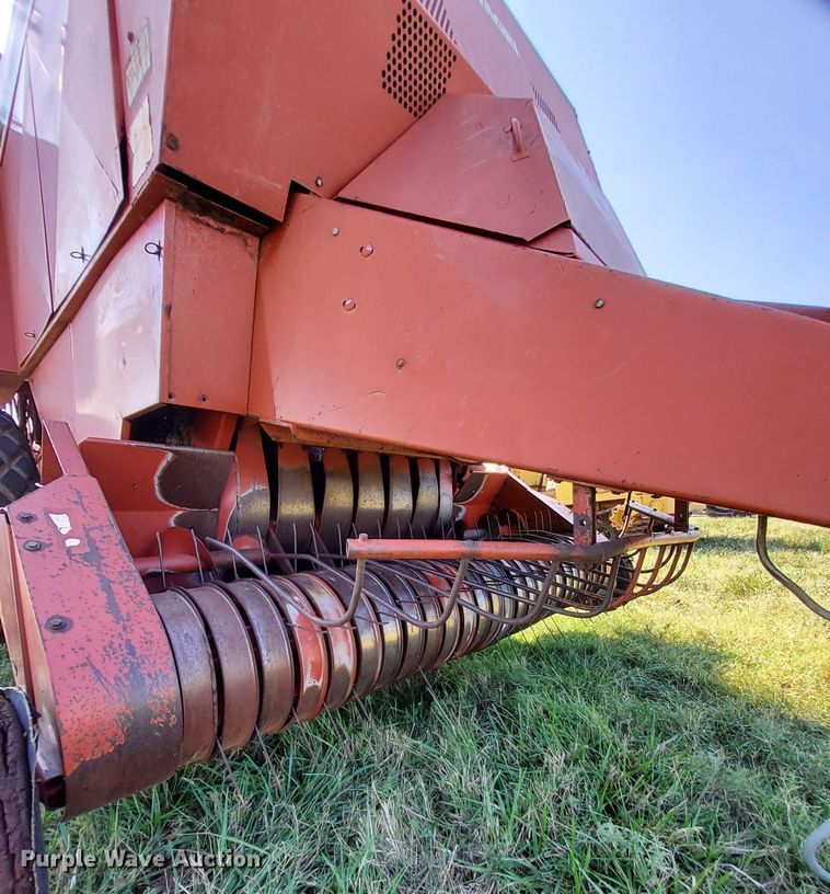 image for item DM5192 1988 Hesston 4900  large square baler