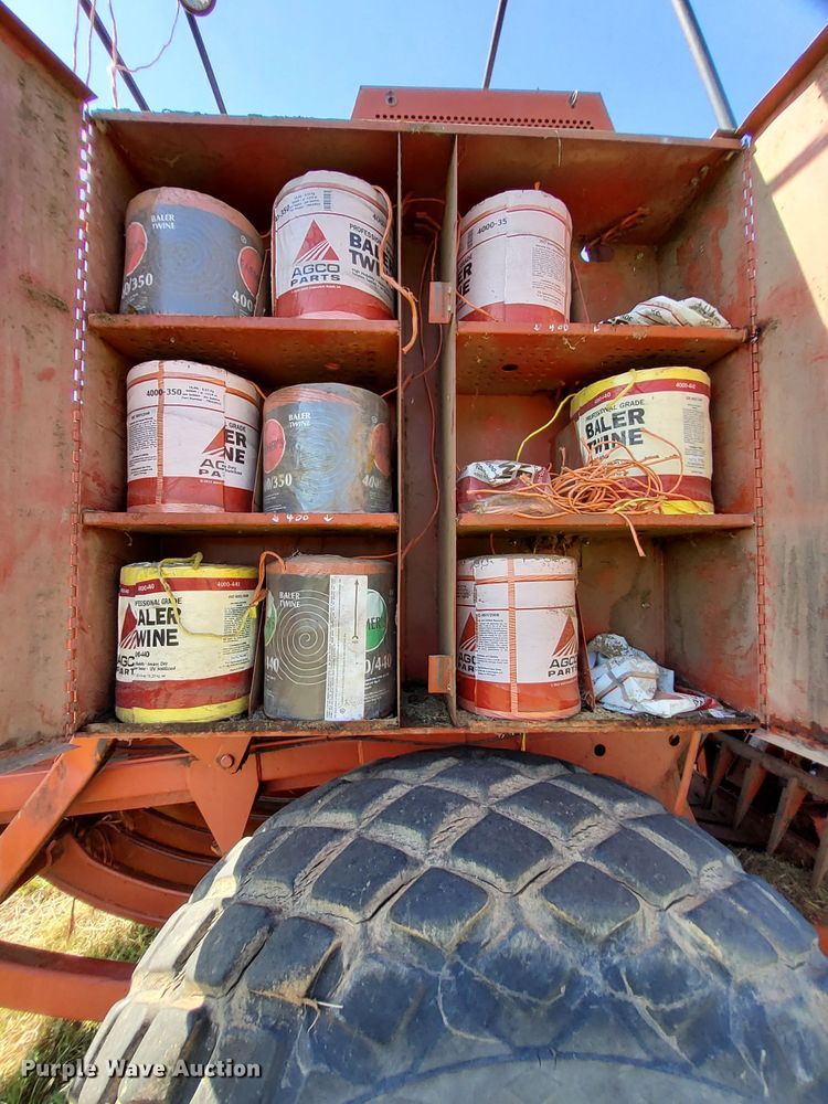 image for item DM5192 1988 Hesston 4900  large square baler