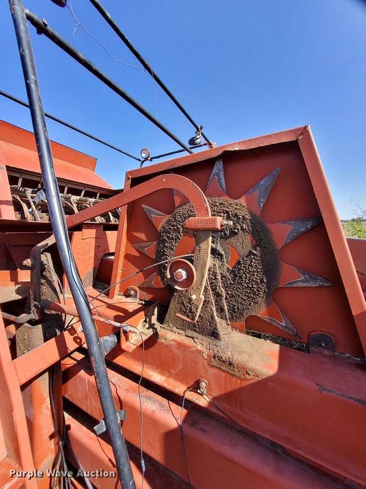 image for item DM5192 1988 Hesston 4900  large square baler