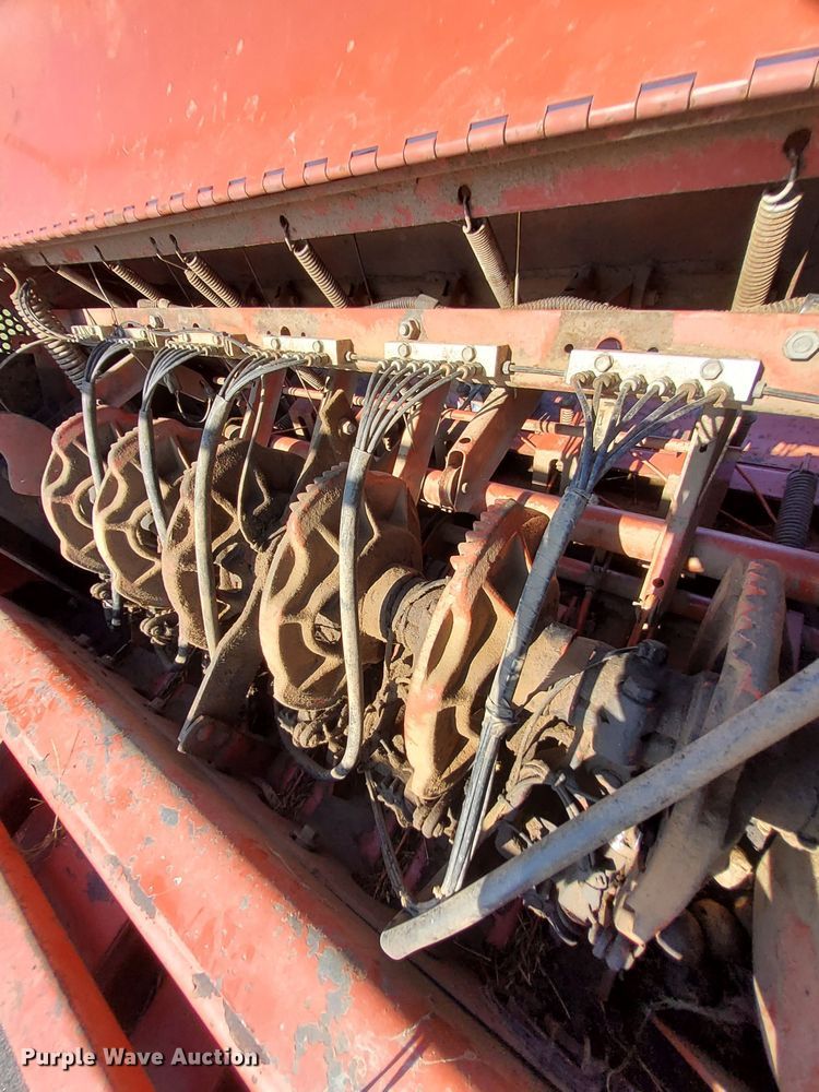 image for item DM5192 1988 Hesston 4900  large square baler